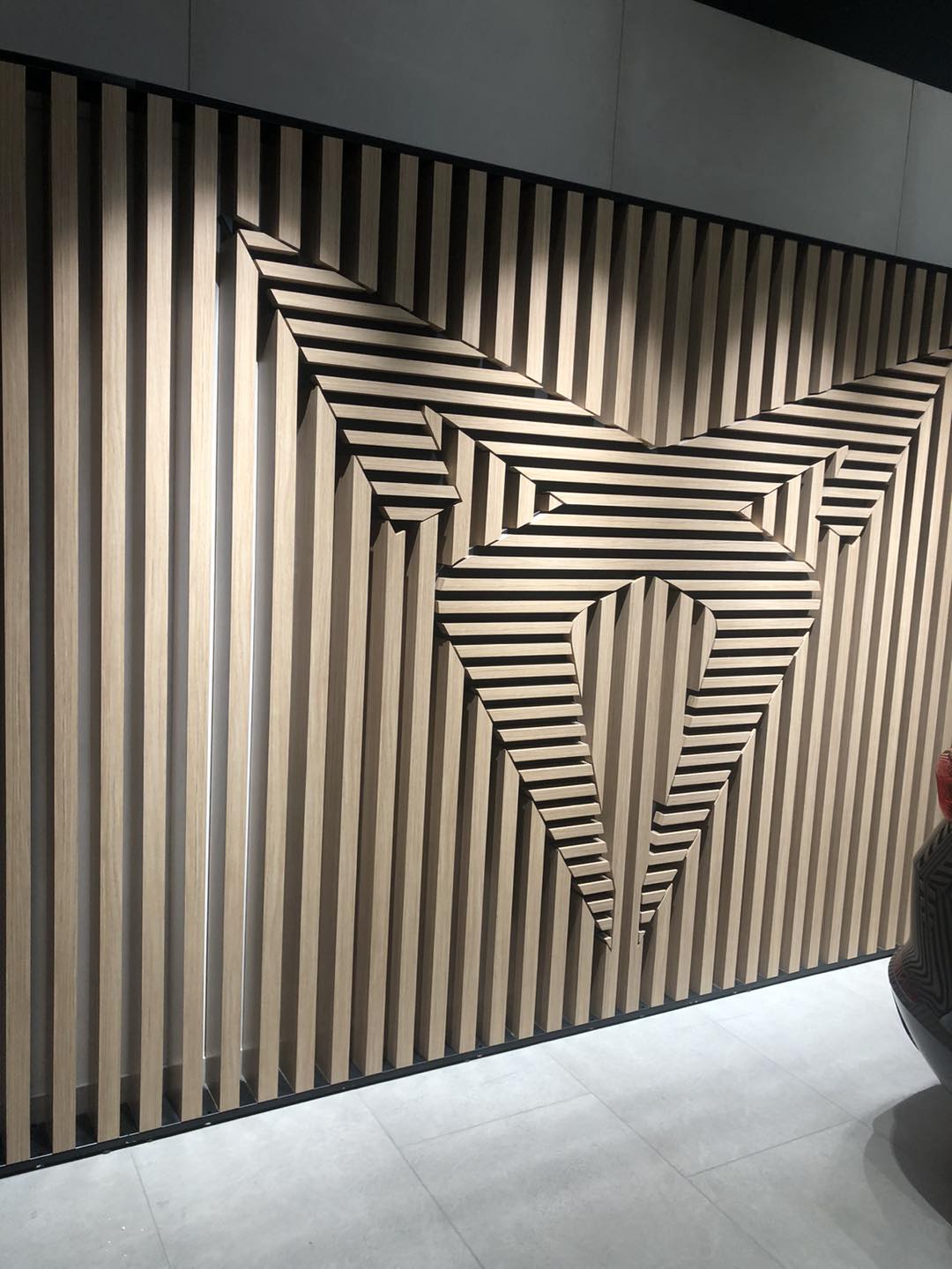 Panel decorativo 3D en madera